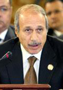 تأجيل محاكمة وزير الداخلية المصري السابق حتى شهر نيسان صورة رقم 1