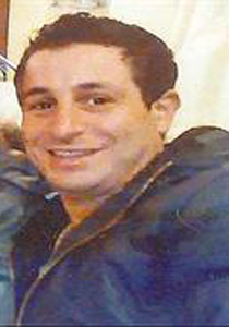 جزائري يروي مأساته بعد انقضاء 3 سنوات على اختطاف نجله! صورة رقم 2 جزائري يروي مأساته بعد انقضاء 3 سنوات على اختطاف نجله! صورة رقم 2