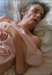 قصة مؤلمة لامرأة مسكينة استولى زوجها على اموالها وقتلها جوعا! صورة رقم 1