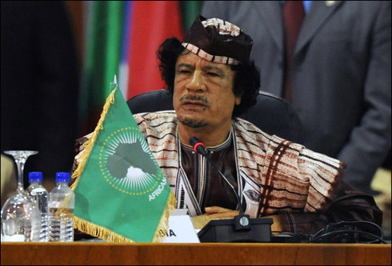 القذافي يهدد: 