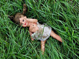 ام قتلت طفلها بعد ولادته مباشرة واخفت جثته بين الاعشاب! صورة رقم 1