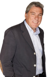 علي: لي الشرف ان اشبّه بمصطفى فهمي ونجوى فاجأتني برقتها!  صورة رقم 2