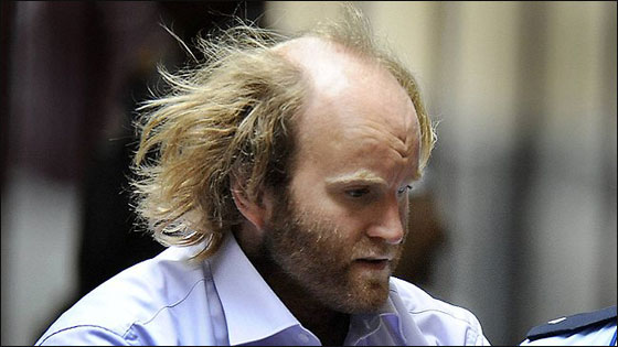 رمى ابنته من فوق الجسر.. انتقاما من امها المنفصلة عنه صورة رقم 3