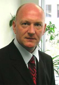 كاتب بريطاني: حسني مبارك كان يغذي الفتنة بين المسلمين والأقباط صورة رقم 2