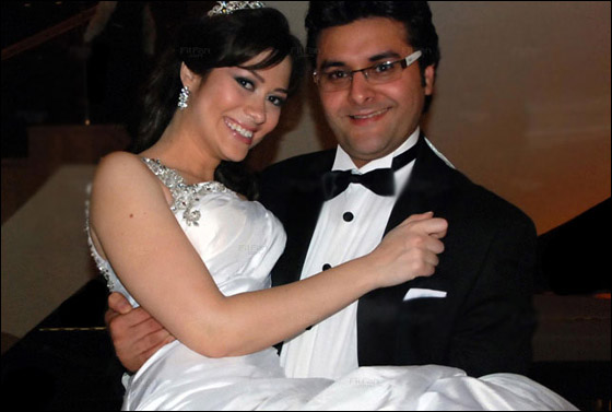 بالصور: نجوم الغناء في حفل زفاف منظم الحفلات وليد منصور!!  صورة رقم 13