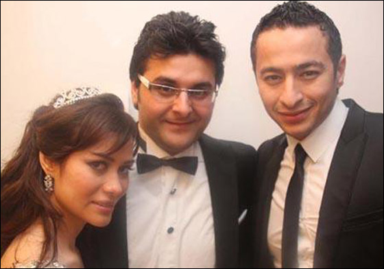 بالصور: نجوم الغناء في حفل زفاف منظم الحفلات وليد منصور!!  صورة رقم 7