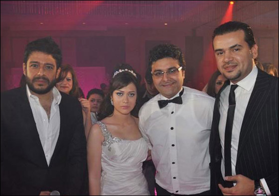 بالصور: نجوم الغناء في حفل زفاف منظم الحفلات وليد منصور!!  صورة رقم 3