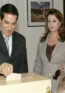 تفاصيل مثيرة حول انقلاب ليلى الطرابلسي على زوجها ابن علي! صورة رقم 4 تفاصيل مثيرة حول انقلاب ليلى الطرابلسي على زوجها ابن علي! صورة رقم 4