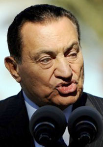 بعد تنحيه عن الرئاسة.. لا يوجد محام يريد الدفاع عن مبارك!! صورة رقم 1