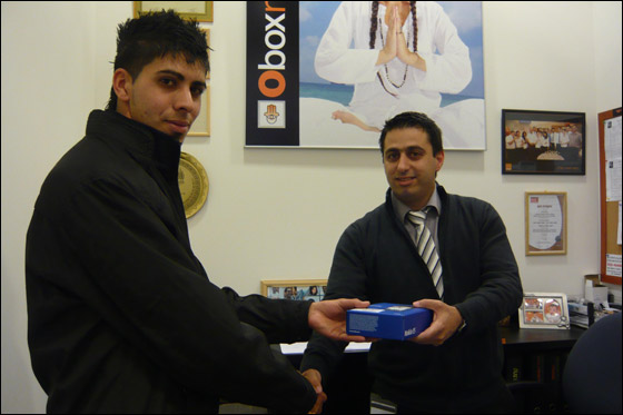 سليمان نسرين ورانية فازوا بجهاز سمارتفون من orange هدية صورة رقم 3