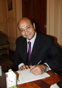 عمرو اديب: استمتع في رؤية ثورة مواهب الشباب العربي المذهلة صورة رقم 1 عمرو اديب: استمتع في رؤية ثورة مواهب الشباب العربي المذهلة صورة رقم 1