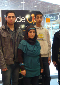 ولاء، محمد، بهاء ومها فازوا بجهاز سمارتفون من orange هدية صورة رقم 1