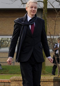 ويكيليكس كشف عن الوجه القبيح للأنظمة وحرض على الثورات! صورة رقم 1