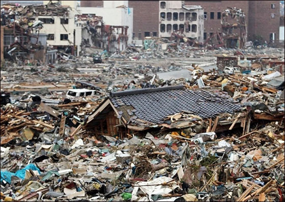 مسلسلات اون لاين يعرض لكم نخبة مختارة من صور تسونامي اليابان  صورة رقم 9