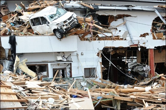 مسلسلات اون لاين يعرض لكم نخبة مختارة من صور تسونامي اليابان  صورة رقم 39