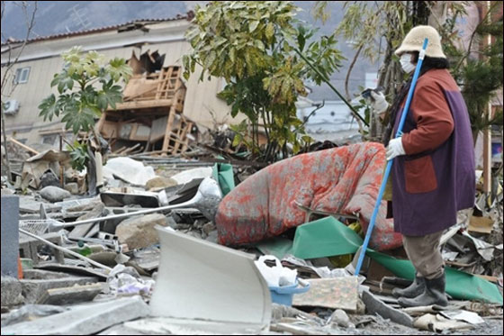 مسلسلات اون لاين يعرض لكم نخبة مختارة من صور تسونامي اليابان  صورة رقم 41