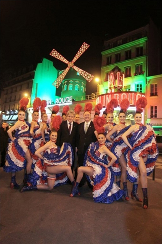 بالصور: ايرلندا ترتدي حلة خضراء احتفالا بالقديس باتريك!! صورة رقم 1 بالصور: ايرلندا ترتدي حلة خضراء احتفالا بالقديس باتريك!! صورة رقم 1