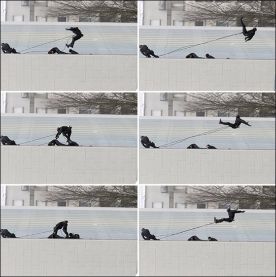 مجرم هرب من الشرطة فعلّق نفسه في الهواء 3 ساعات! صورة رقم 8 مجرم هرب من الشرطة فعلّق نفسه في الهواء 3 ساعات! صورة رقم 8