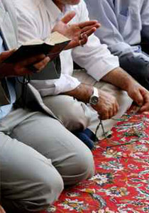 إمام مسجد أردني: حذاء مبارك أطهر من لحى الإخوان المسلمين! صورة رقم 1 إمام مسجد أردني: حذاء مبارك أطهر من لحى الإخوان المسلمين! صورة رقم 1