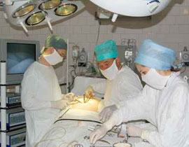 طبيب نسي 25 قطعة زجاج في وجه شاب سعودي!!! صورة رقم 1 طبيب نسي 25 قطعة زجاج في وجه شاب سعودي!!! صورة رقم 1