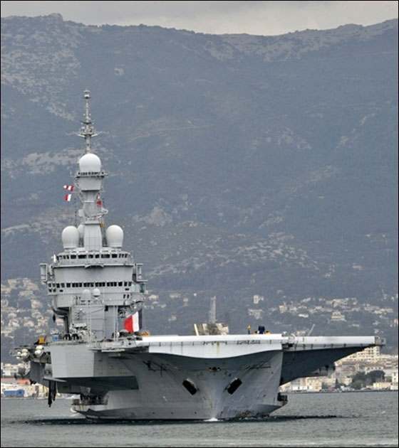 إطلاق صاروخين على مقر القذافي والتحالف الدولي يعزز قواته صورة رقم 4 إطلاق صاروخين على مقر القذافي والتحالف الدولي يعزز قواته صورة رقم 4