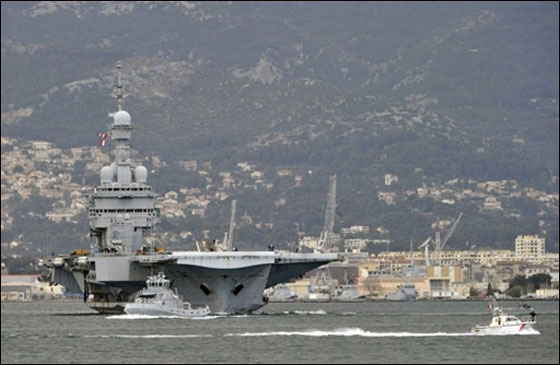 إطلاق صاروخين على مقر القذافي والتحالف الدولي يعزز قواته صورة رقم 6 إطلاق صاروخين على مقر القذافي والتحالف الدولي يعزز قواته صورة رقم 6