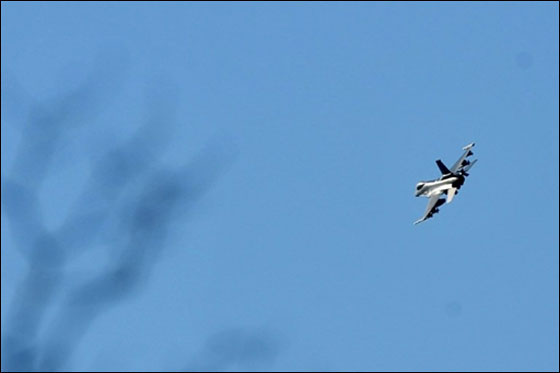 إطلاق صاروخين على مقر القذافي والتحالف الدولي يعزز قواته صورة رقم 9 إطلاق صاروخين على مقر القذافي والتحالف الدولي يعزز قواته صورة رقم 9