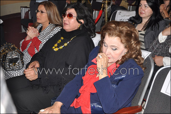 بالصور الفنانات يشاركن في تكريم الكاثوليكي لأمهات شهداء 25 يناير صورة رقم 2 بالصور الفنانات يشاركن في تكريم الكاثوليكي لأمهات شهداء 25 يناير صورة رقم 2