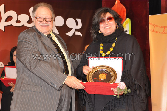 بالصور الفنانات يشاركن في تكريم الكاثوليكي لأمهات شهداء 25 يناير صورة رقم 5 بالصور الفنانات يشاركن في تكريم الكاثوليكي لأمهات شهداء 25 يناير صورة رقم 5