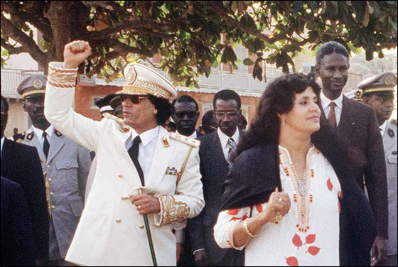 كاتب إسرائيلي: القذافي نهايته الشنق وامريكا مشاركة فقط!  صورة رقم 3