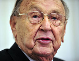 سرقة اقلام تاريخية من وزير خارجية المانيا الاسبق! صورة رقم 1 سرقة اقلام تاريخية من وزير خارجية المانيا الاسبق! صورة رقم 1