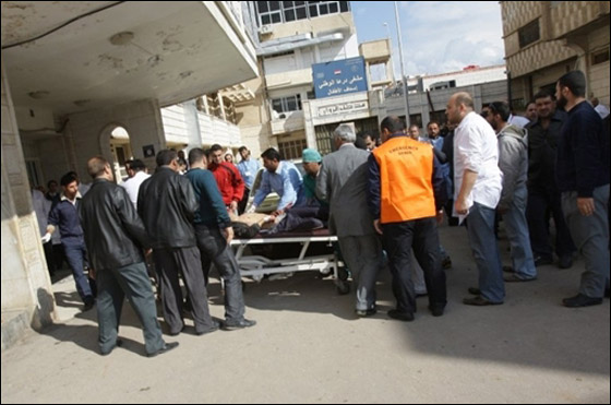 اكثر من 100 قتيل بدرعا والامن السوري ينسحب من مسجد العمري! صورة رقم 2 اكثر من 100 قتيل بدرعا والامن السوري ينسحب من مسجد العمري! صورة رقم 2