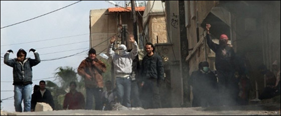 اكثر من 100 قتيل بدرعا والامن السوري ينسحب من مسجد العمري! صورة رقم 14 اكثر من 100 قتيل بدرعا والامن السوري ينسحب من مسجد العمري! صورة رقم 14