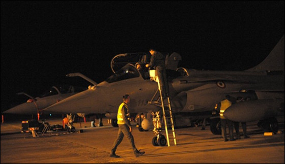 قوات القذافي تستهدف مواقع الثوار في الجبل الغربي صورة رقم 6