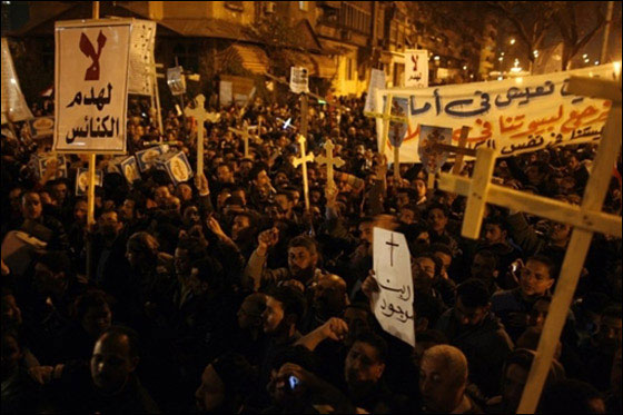 مسلمون يقطعون اذن قبطي لاقامته علاقة اثمة مع مسلمة بمصر صورة رقم 4 مسلمون يقطعون اذن قبطي لاقامته علاقة اثمة مع مسلمة بمصر صورة رقم 4