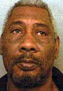 سرقة منزله فضحت جريمة اغتصاب ارتكبها بحق فتاة قبل 25 عام صورة رقم 1 سرقة منزله فضحت جريمة اغتصاب ارتكبها بحق فتاة قبل 25 عام صورة رقم 1