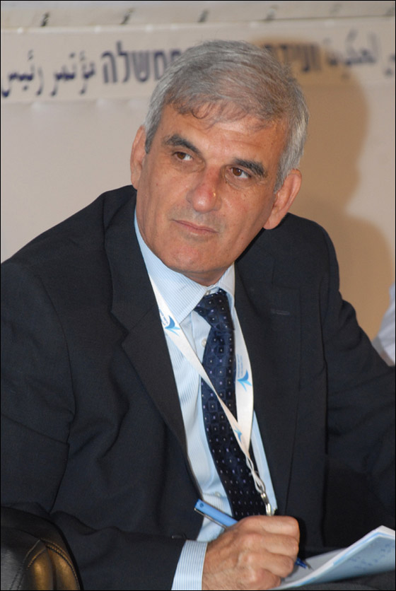 إدارة ديسكونت ومركنتيل: ندعم النمو الاقتصادي بالمجتمع العربي! صورة رقم 4 إدارة ديسكونت ومركنتيل: ندعم النمو الاقتصادي بالمجتمع العربي! صورة رقم 4