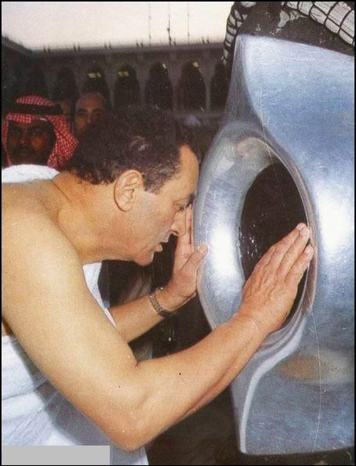 الرؤساء العرب أدوا مناسك الحج أو العمرة ما عدا القذافي، فما السبب؟ صورة رقم 4