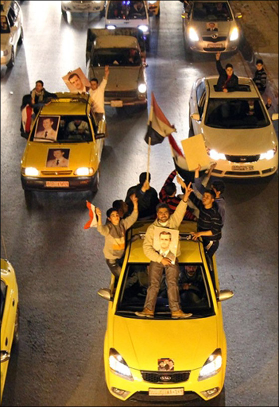 تشافيز: ها هم يتهمون الأسد بقتل شعبه حتى يقصف الأمريكيون هذا الشعب لإنقاذه صورة رقم 3 تشافيز: ها هم يتهمون الأسد بقتل شعبه حتى يقصف الأمريكيون هذا الشعب لإنقاذه صورة رقم 3