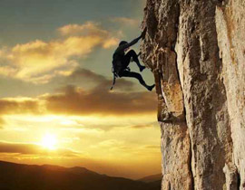 اعجوبة: متسلق جبال سقط من ارتفاع 100 متر ونجا!! صورة رقم 1 اعجوبة: متسلق جبال سقط من ارتفاع 100 متر ونجا!! صورة رقم 1