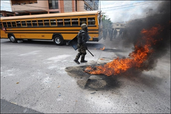 معلمو هندوراس يحتجون ضد مشروع خصخصة التعليم!! صورة رقم 7 معلمو هندوراس يحتجون ضد مشروع خصخصة التعليم!! صورة رقم 7