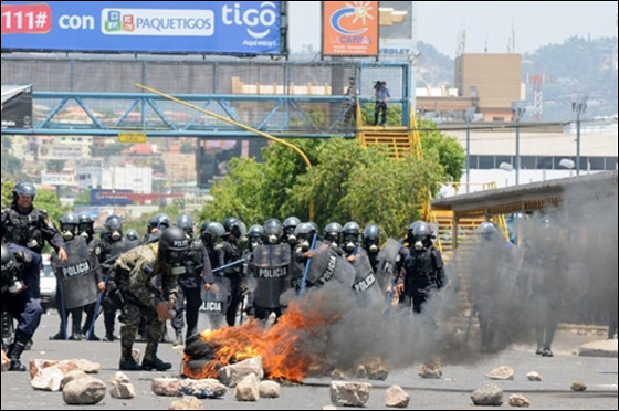 معلمو هندوراس يحتجون ضد مشروع خصخصة التعليم!! صورة رقم 52 معلمو هندوراس يحتجون ضد مشروع خصخصة التعليم!! صورة رقم 52