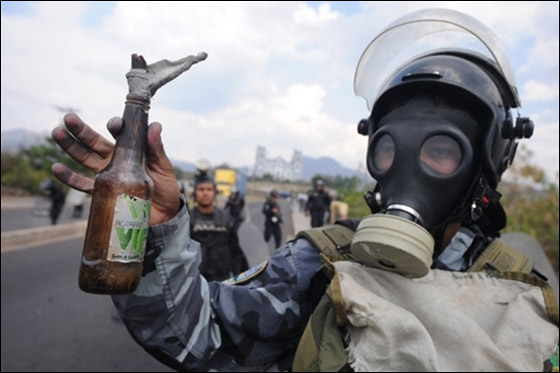 معلمو هندوراس يحتجون ضد مشروع خصخصة التعليم!! صورة رقم 11 معلمو هندوراس يحتجون ضد مشروع خصخصة التعليم!! صورة رقم 11