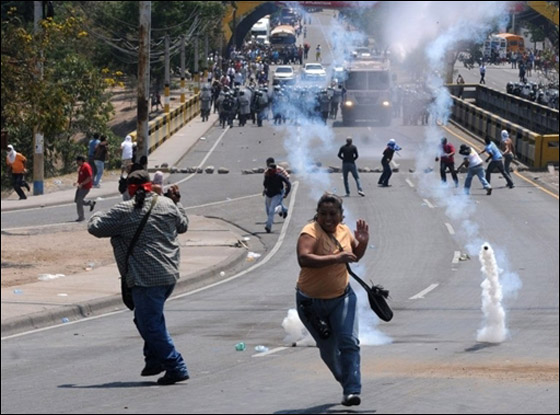 معلمو هندوراس يحتجون ضد مشروع خصخصة التعليم!! صورة رقم 18 معلمو هندوراس يحتجون ضد مشروع خصخصة التعليم!! صورة رقم 18