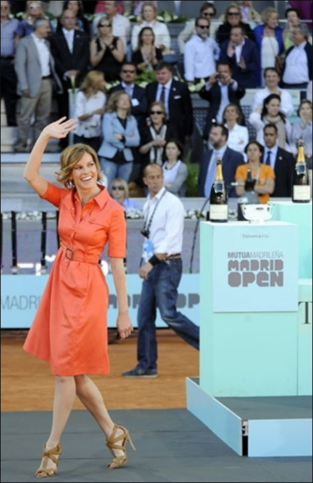 اوباما وسوانك تزوران المدارس احتفالا بشهر اوباما وسوانك تزوران المدارس احتفالا بشهر