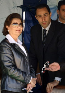 خريطة تهريب أموال علاء وجمال مبارك التي تفوق ميزانية مصر صورة رقم 4 خريطة تهريب أموال علاء وجمال مبارك التي تفوق ميزانية مصر صورة رقم 4