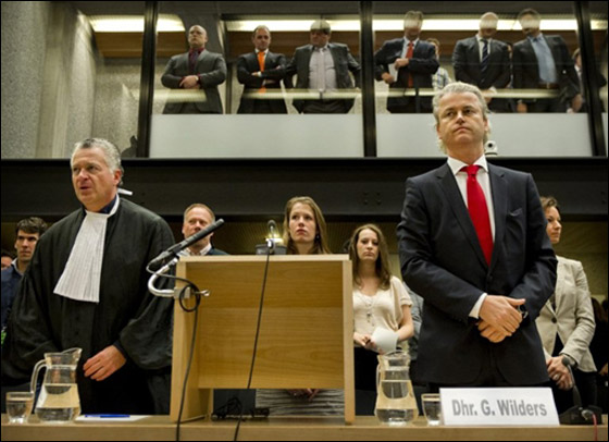 بعد فتنة.. فيلدرز يجهز بعد فتنة.. فيلدرز يجهز