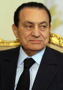 تضارب الانباء حول سفر مبارك الى المانيا بعد تدهور حالته الصحية!! صورة رقم 1 تضارب الانباء حول سفر مبارك الى المانيا بعد تدهور حالته الصحية!! صورة رقم 1