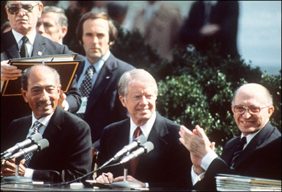 اختطاف حفيدة السادات.. والمطالبة بـ10 ملايين جنيه لاطلاق سراحها! صورة رقم 5 اختطاف حفيدة السادات.. والمطالبة بـ10 ملايين جنيه لاطلاق سراحها! صورة رقم 5