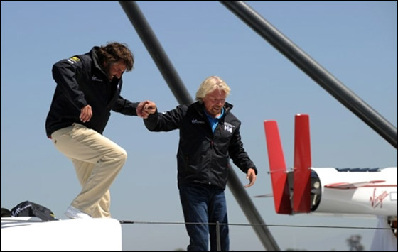 برانسون يستكشف اعماق المحيطات ويرصد كائنات جديدة!!  صورة رقم 2